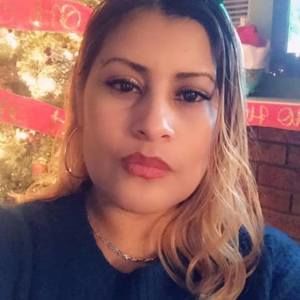 Meet your Posher, Alma